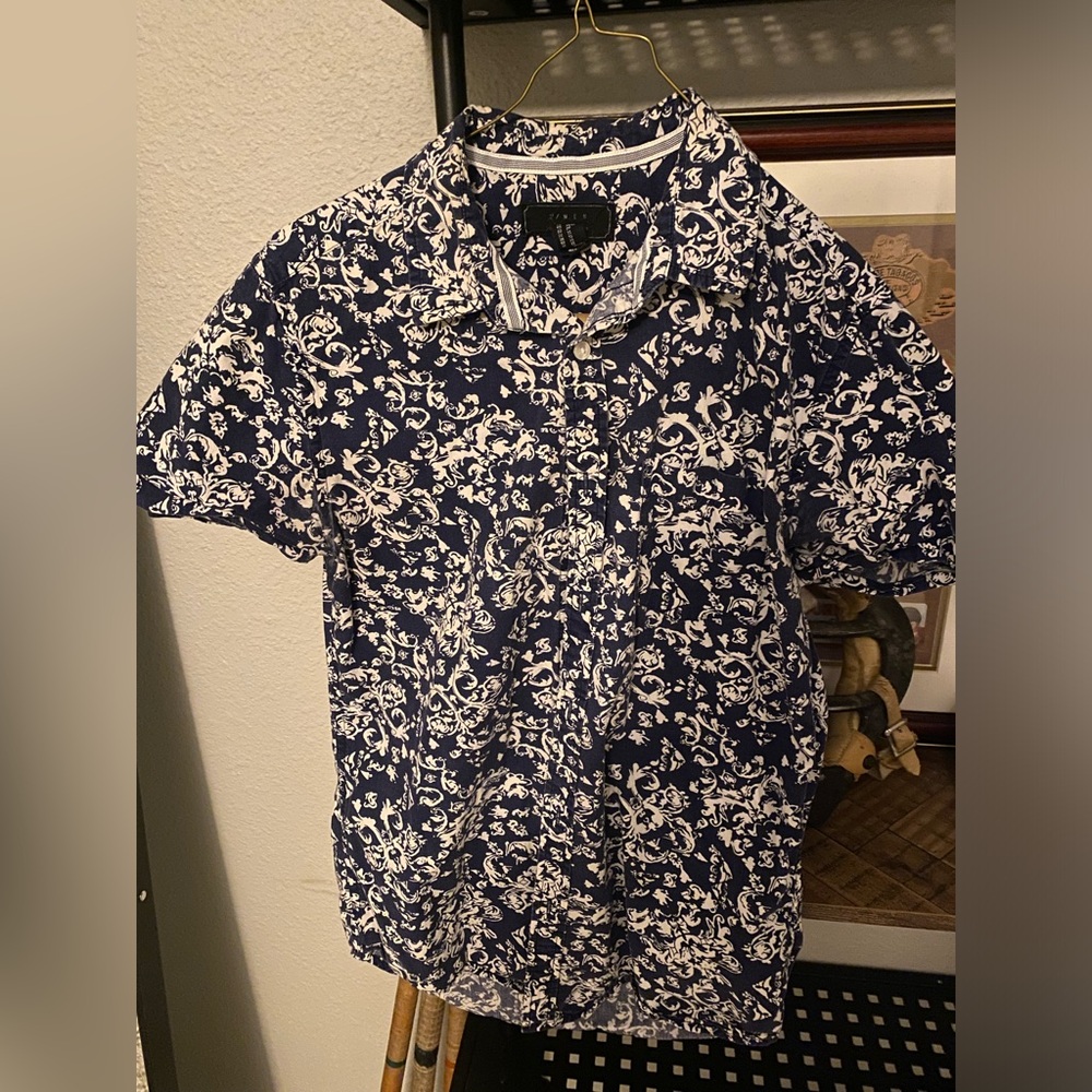 ❗️2/$15 Men’s Forever 21 Button Down